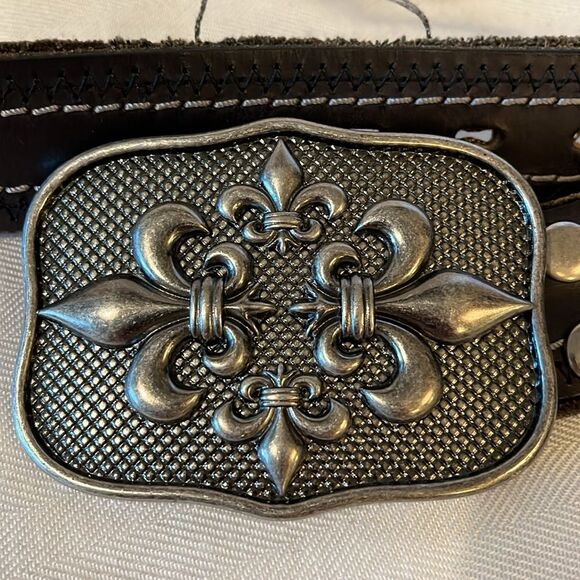 BKE fleur de lis buckle with distressed leather and canvas belt, 34” Cool Belt!! - Picture 1 of 11